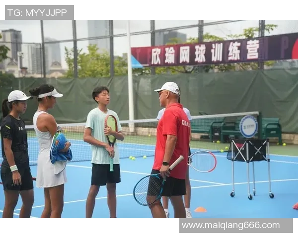 深圳网球队心理素质提升之路:探讨运动员心理训练与比赛表现的关系 深圳网球队心理素质提升之路:探讨运动员心理训练与比赛表现的关系