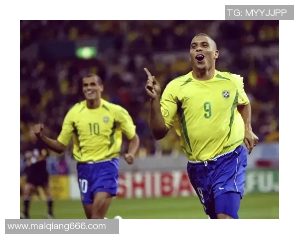 现役80后足球明星的辉煌历程与未来展望解析