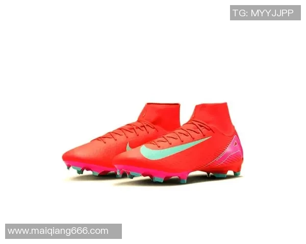 足球明星们的足球鞋风采各异展现个性与技术的完美结合 足球明星们的足球鞋风采各异展现个性与技术的完美结合