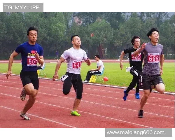 重庆足球队在钻石联赛中的拼搏历程与荣耀时刻的深度剖析 重庆足球队在钻石联赛中的拼搏历程与荣耀时刻的深度剖析