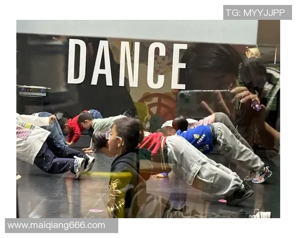 街舞战术：武汉街舞队的防反体系